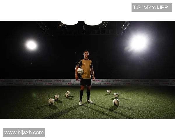 足球明星拼凑壁纸图片展现球场魅力与个人风采的完美结合